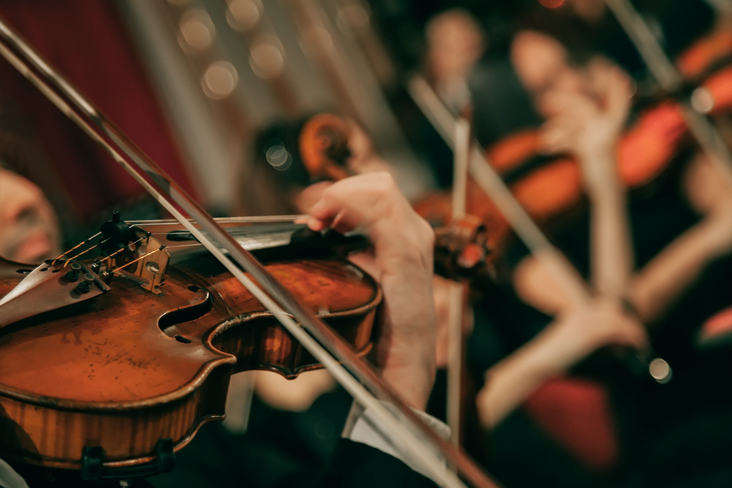 Students, community invited to join new string orchestra CLC News
